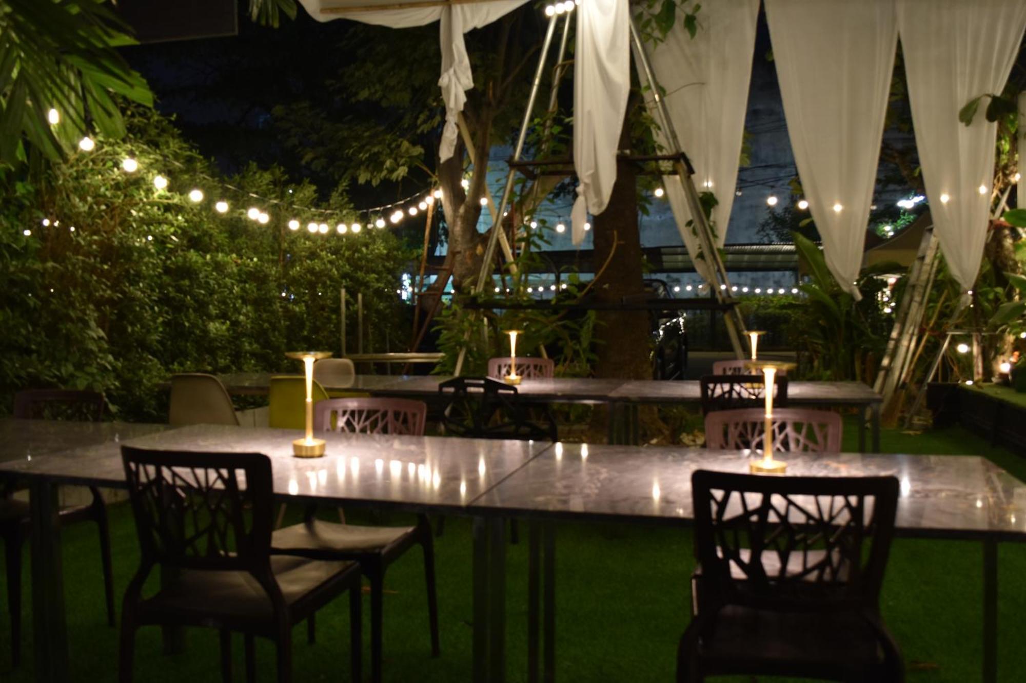 Thongtara House Boutique Srinakarin Hotel Banguecoque Exterior foto